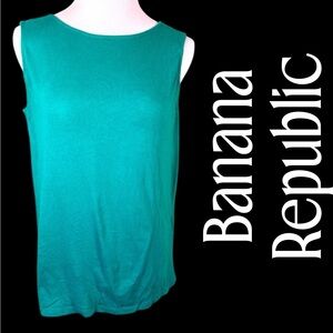 M Banana Republic blouse